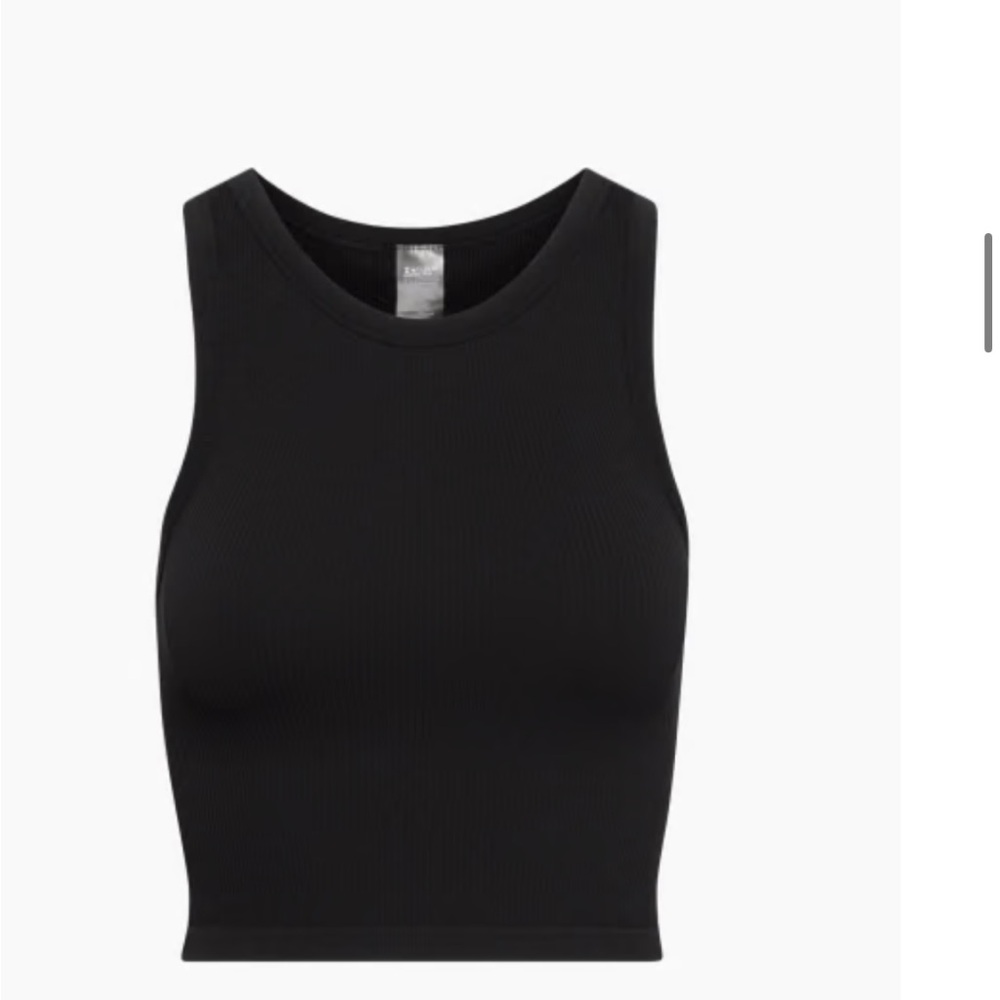 Aritzia Sunday Best black ribbed tank size medium never worn